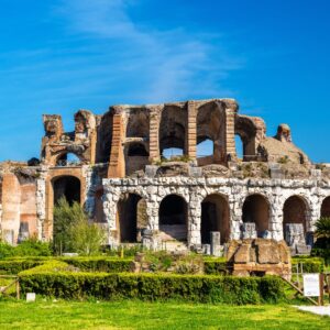 Anfiteatros y Teatros romanos